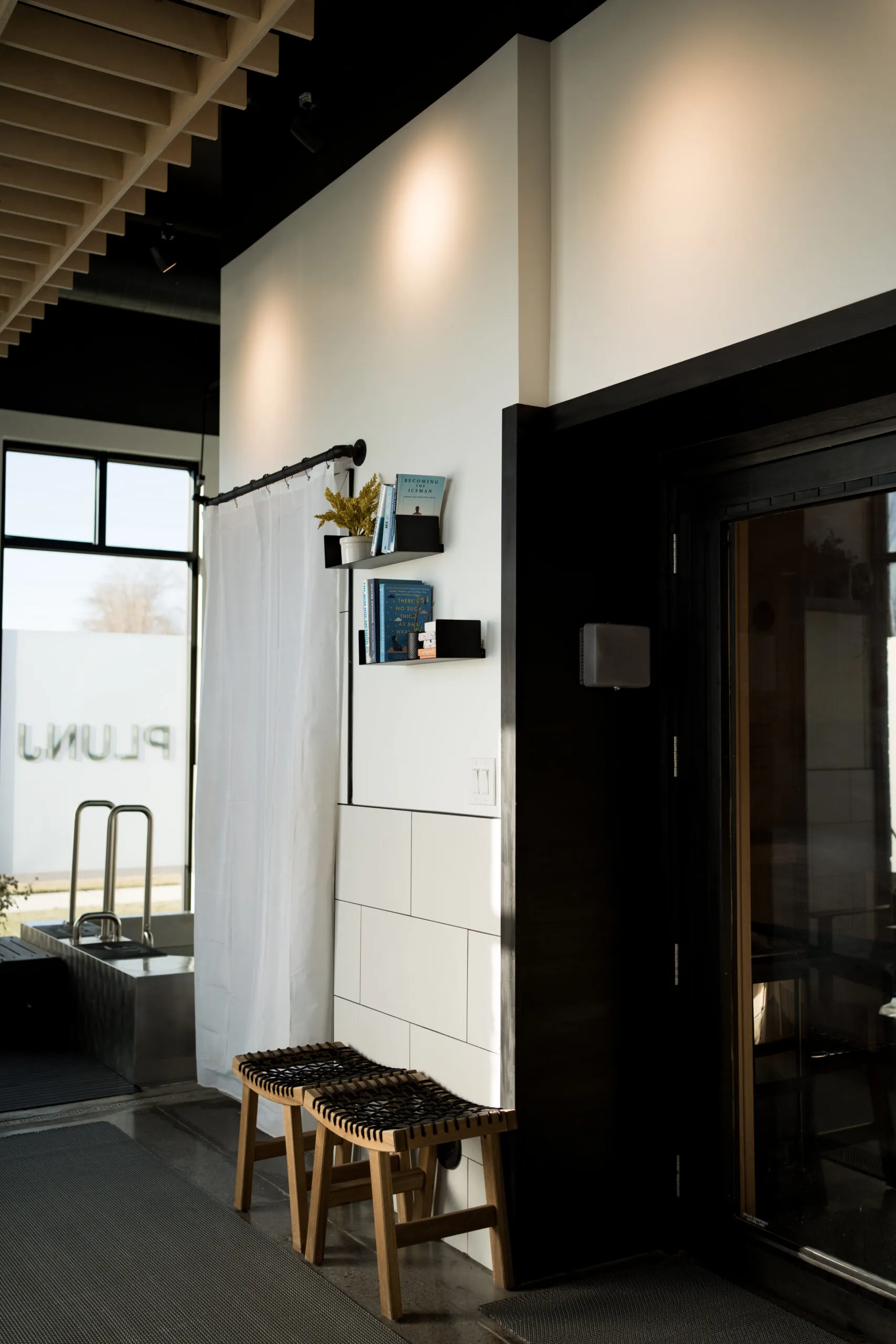 Comfortable amenities and rest areas