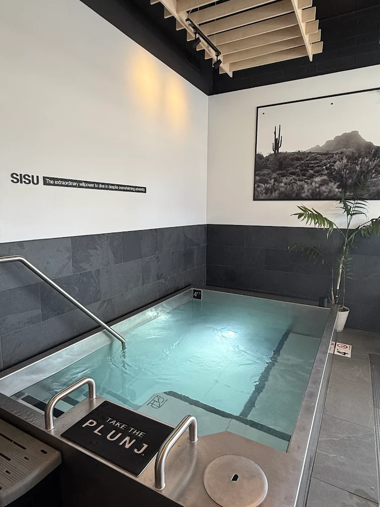 Cold plunge pool at PLUNJ Paradise Valley